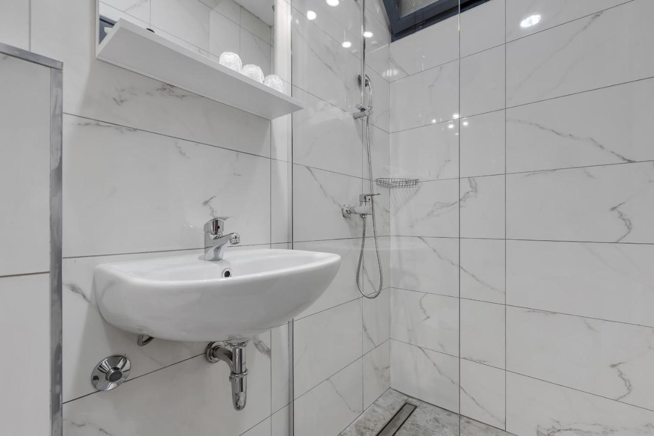 Hotel Alem Башка-Вода Экстерьер фото